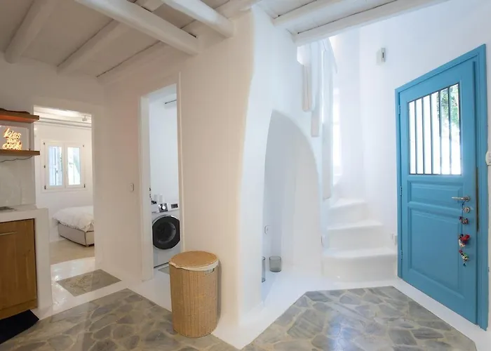 The Nest Mesokhórion